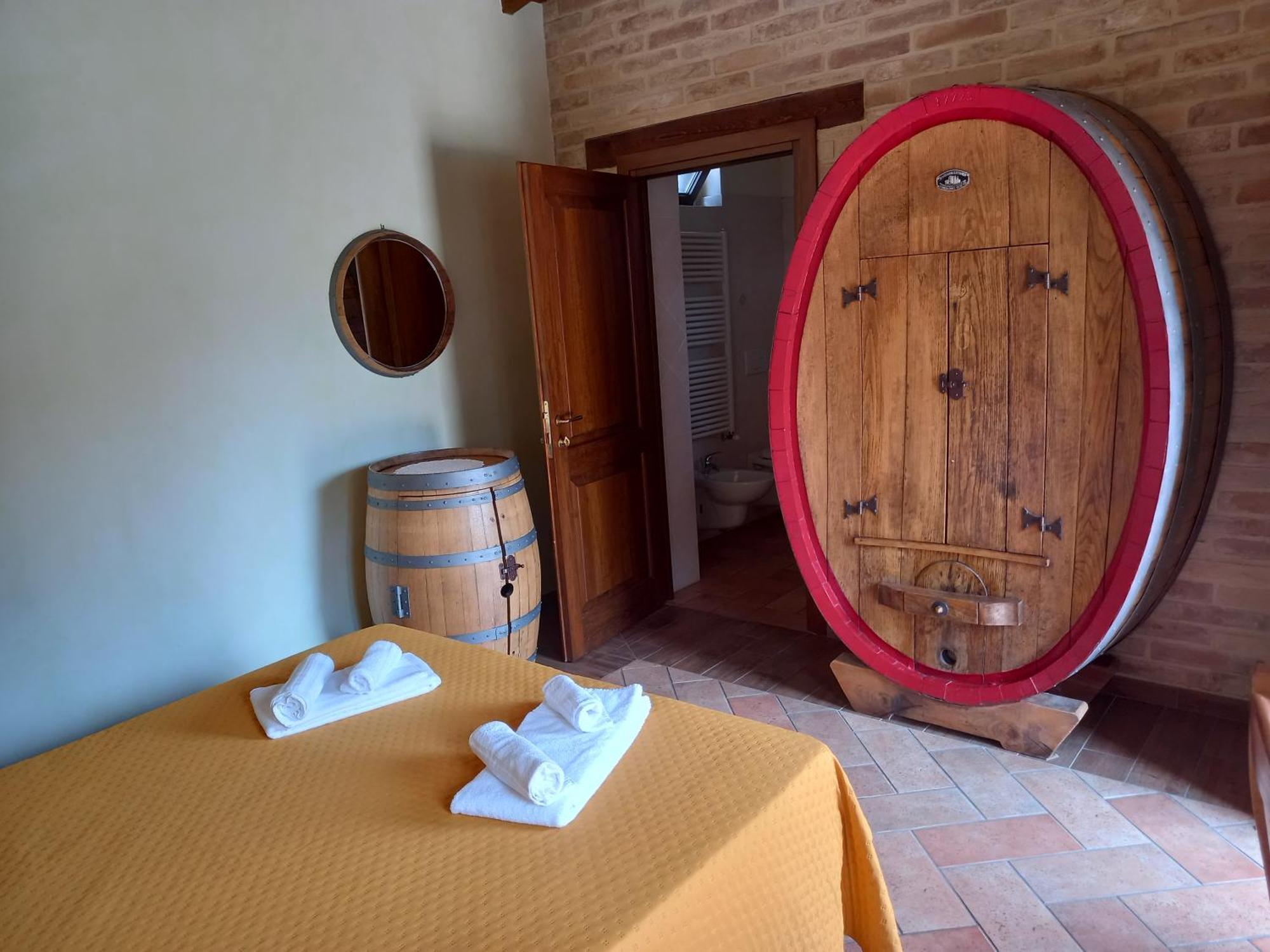 מונטפאלקו Agriturismo Il Borghetto מראה חיצוני תמונה